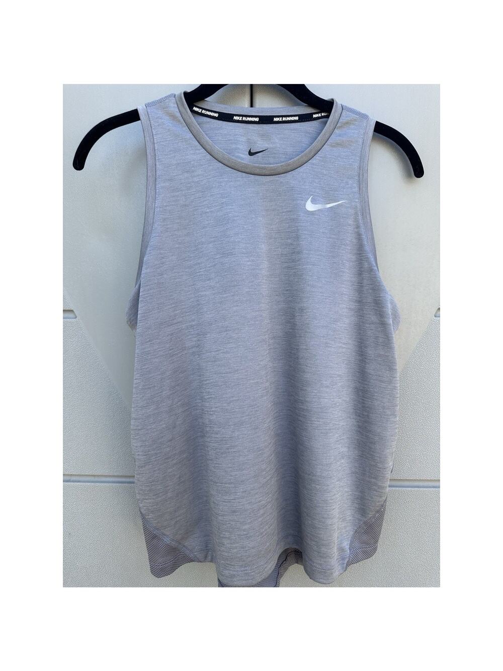 Nike Dri-Fit Tank Top Women's Medium Racerback Workout/running/cross Fit Gray